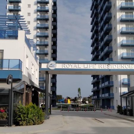 Royal Life Residence Poseidon Studio Trikomo Exterior photo