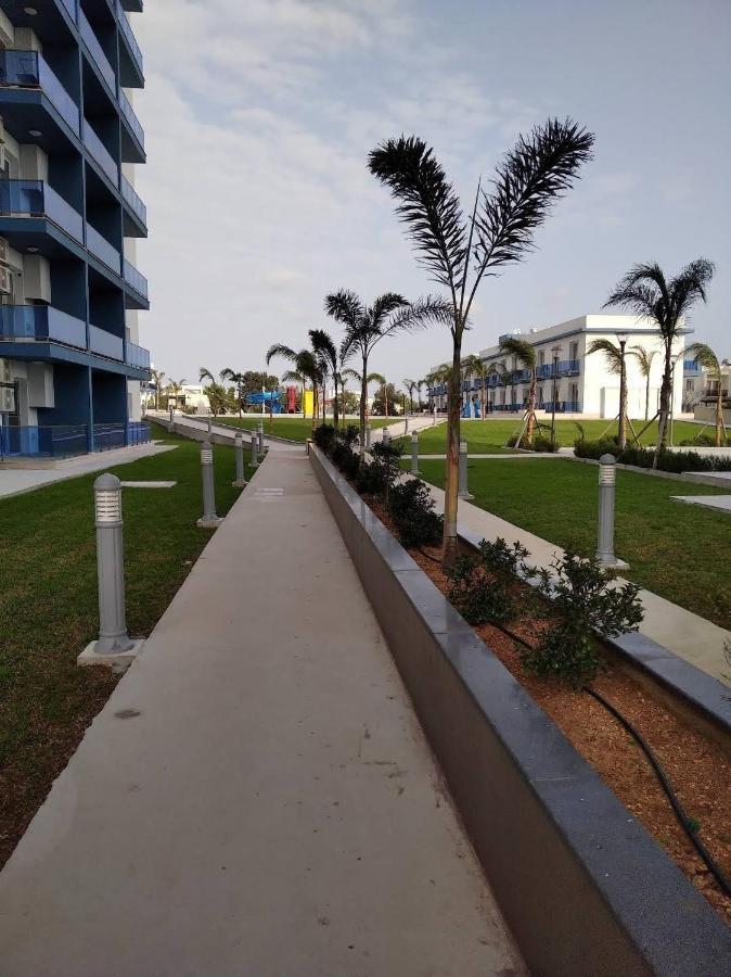 Royal Life Residence Poseidon Studio Trikomo Exterior photo