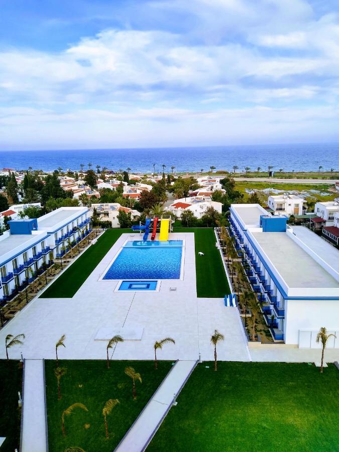 Royal Life Residence Poseidon Studio Trikomo Exterior photo
